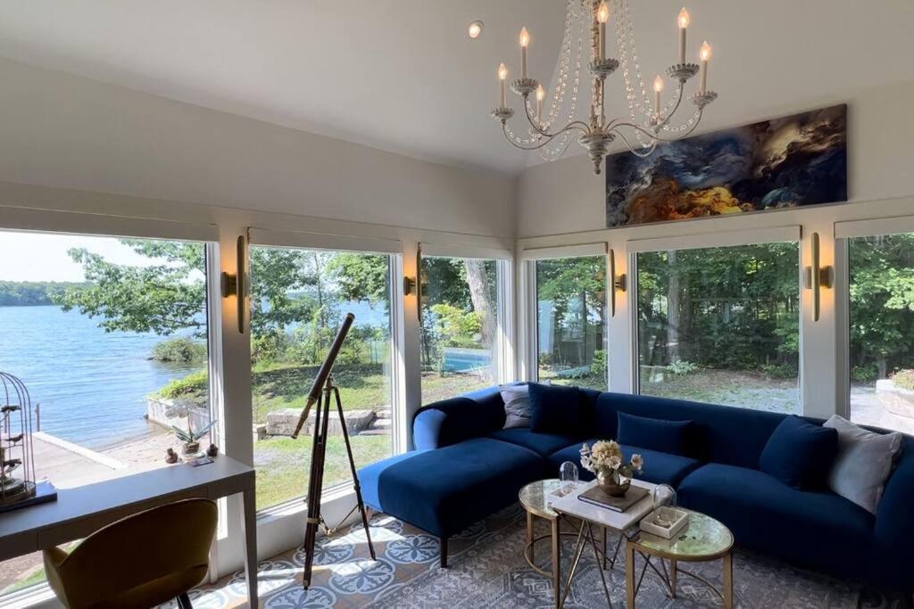 Luxury 1000 Island's Waterfront Home