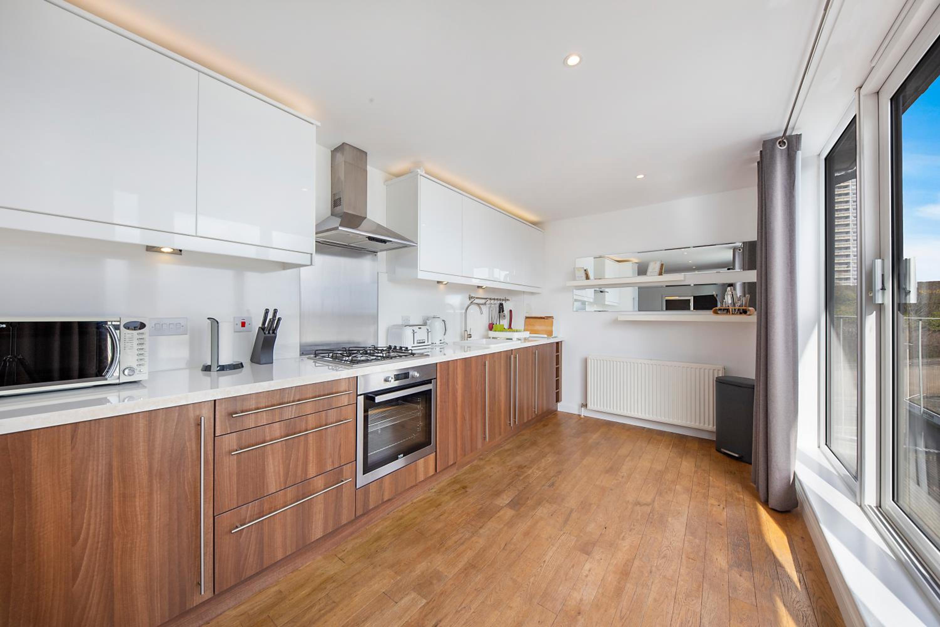 Mearns Street Penthouse - Grampian Lettings Ltd view 2