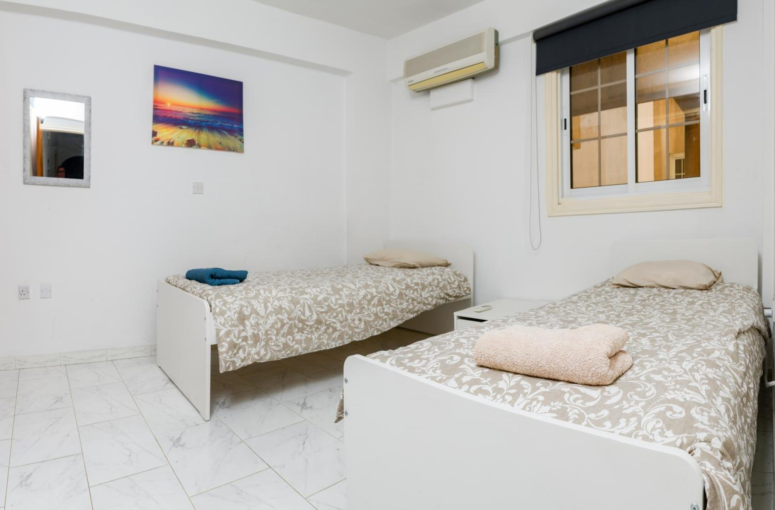 Julian 2 Bed Apartment