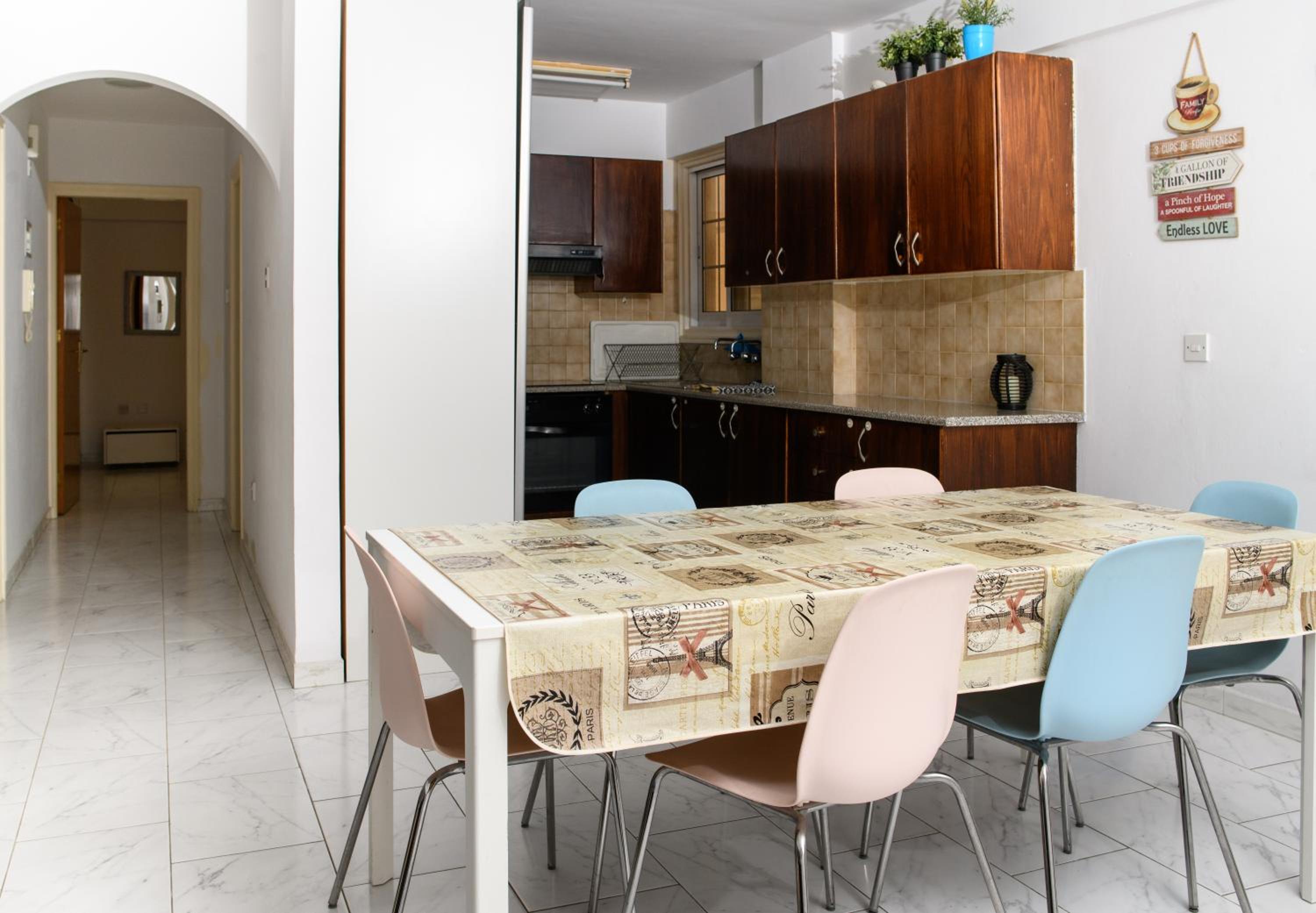 Julian 2 Bed Apartment