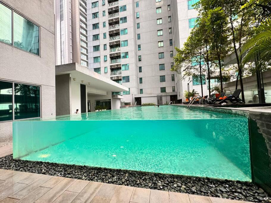 3Min KLCC Luxury 2B1B 5Pax Mercu Summer Suite
