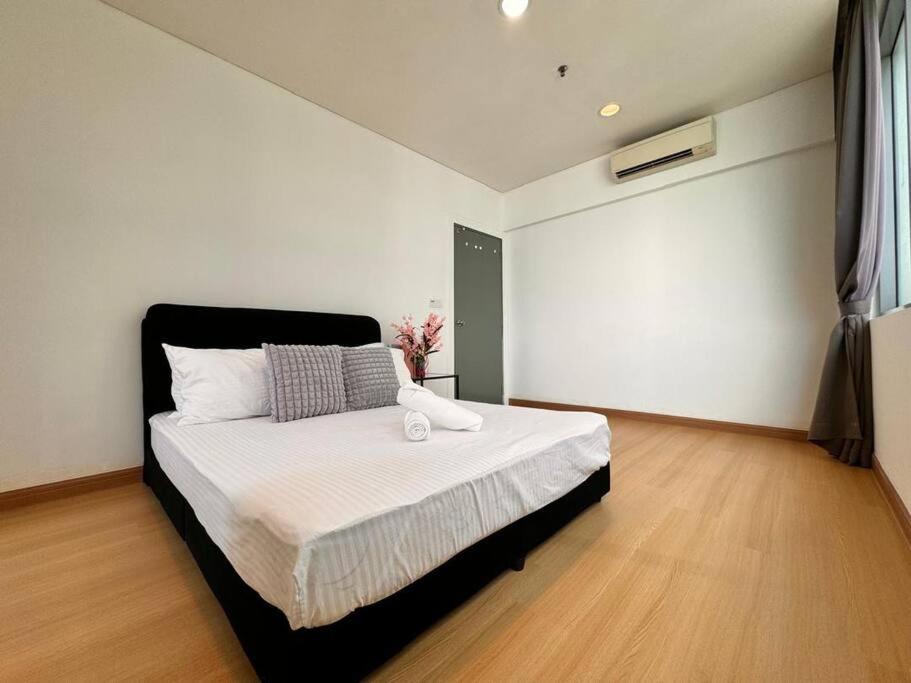 3Min KLCC Luxury 2B1B 5Pax Mercu Summer Suite