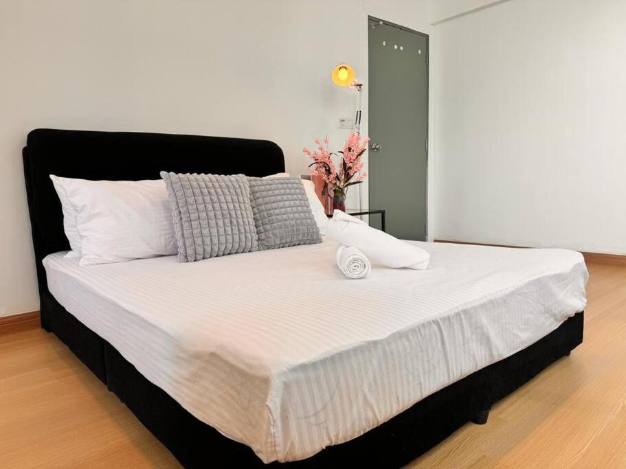 3Min KLCC Luxury 2B1B 5Pax Mercu Summer Suite