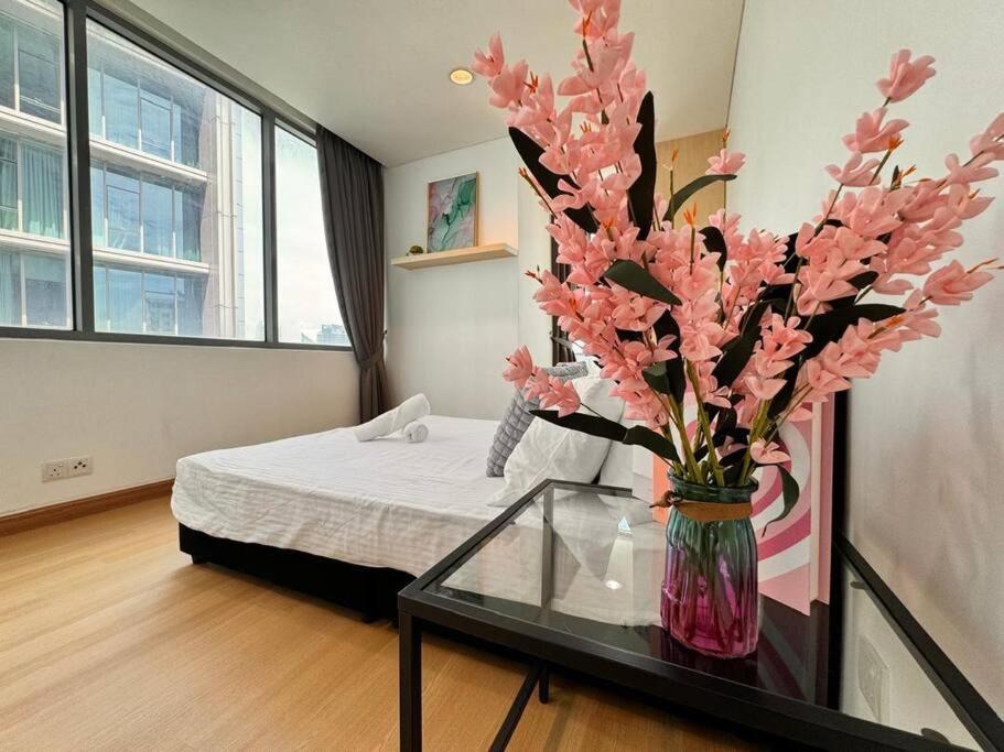 3Min KLCC Luxury 2B1B 5Pax Mercu Summer Suite