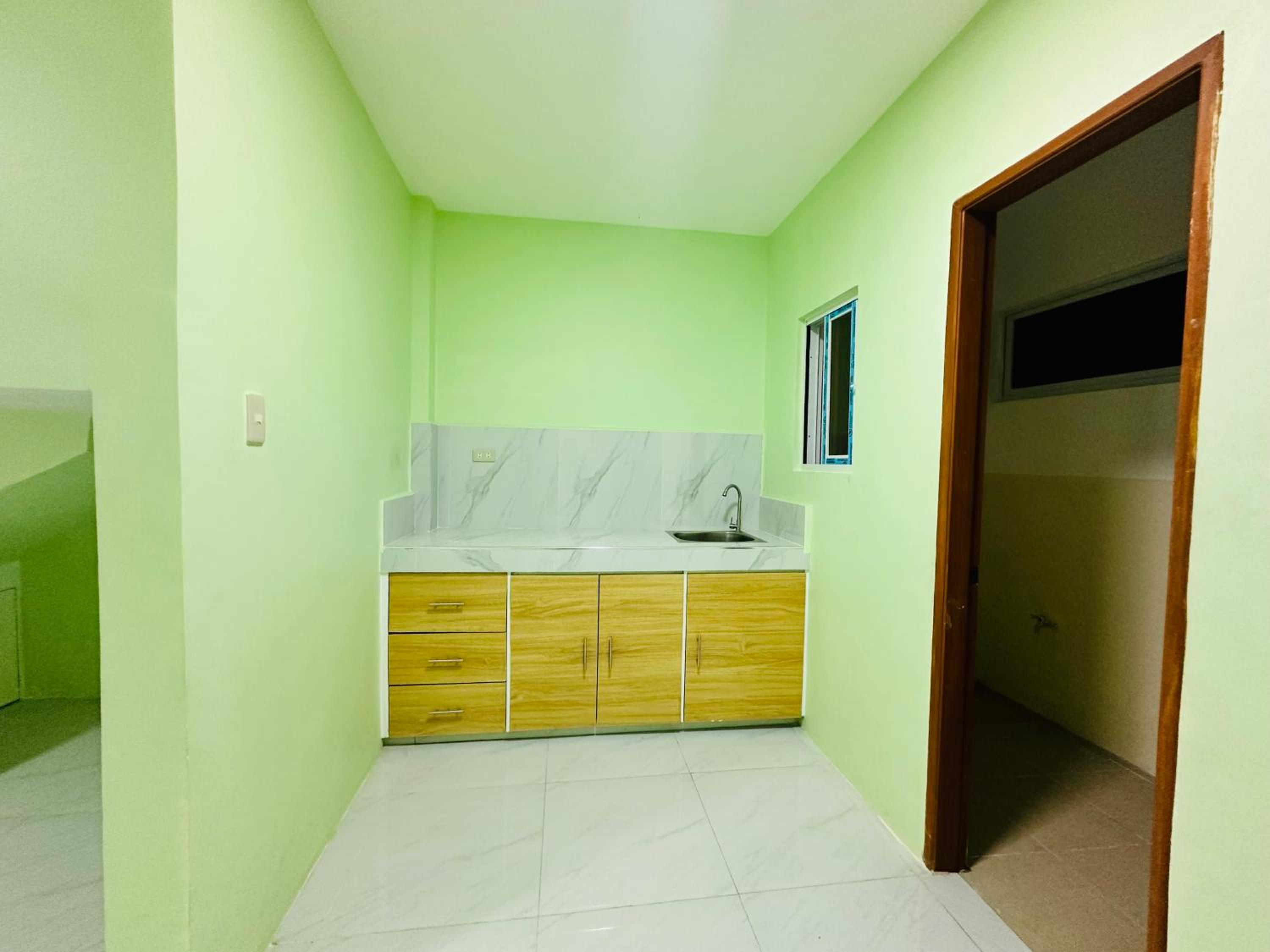 Cureg Residence
