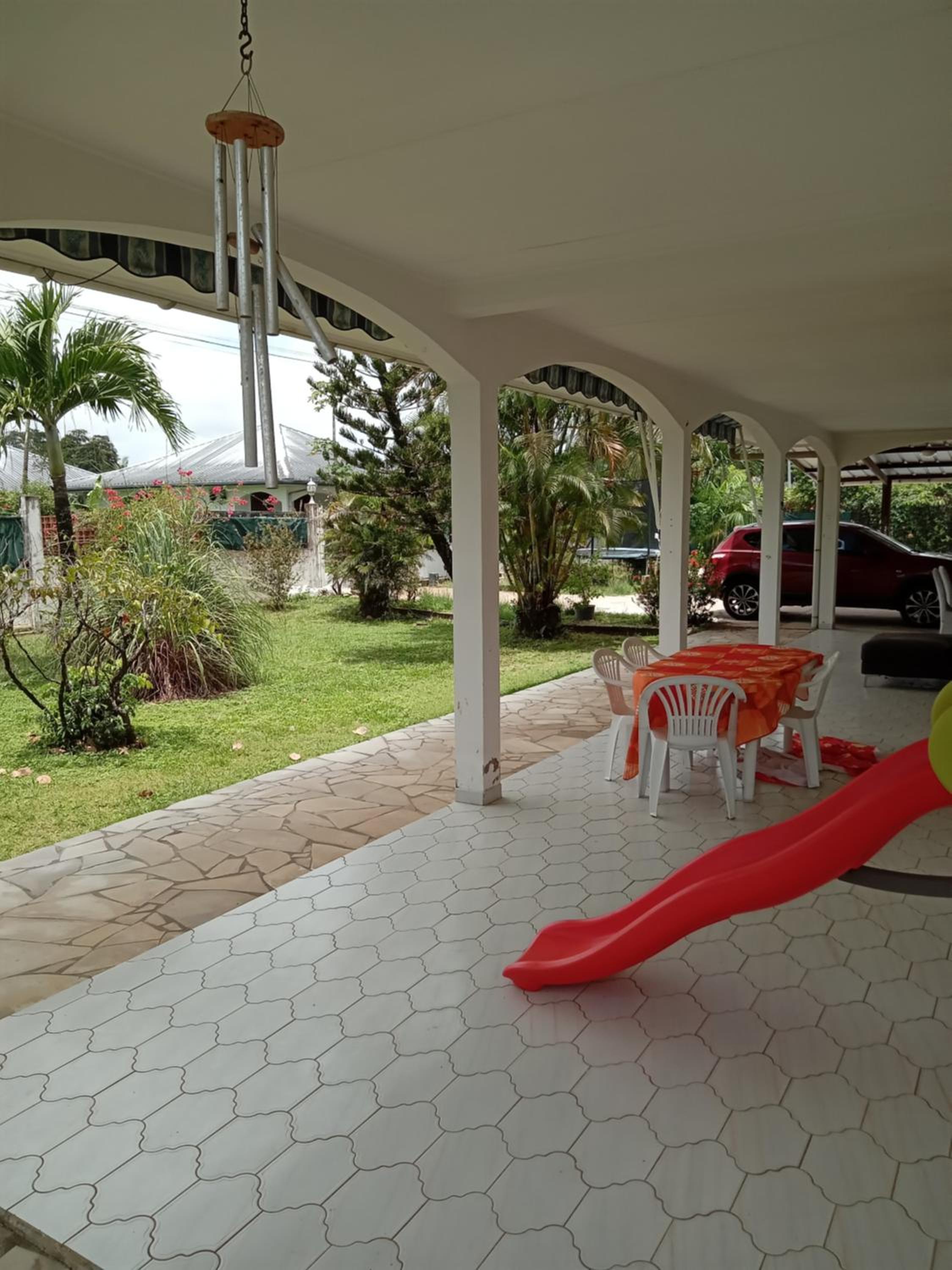 suite rémire morne coco view 4