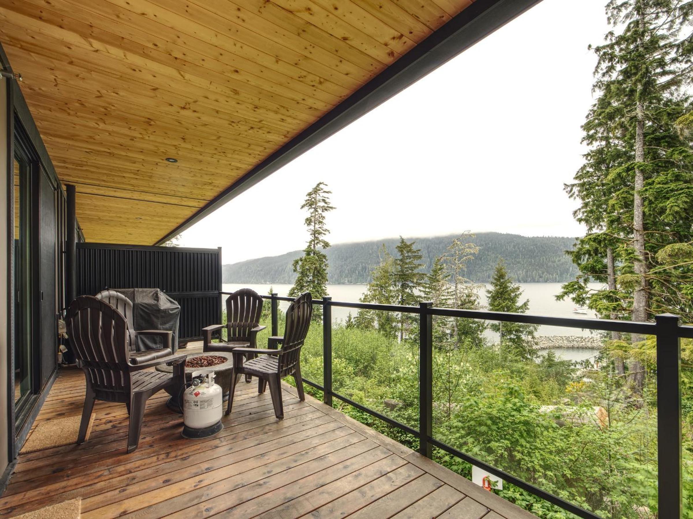 Handsome Dan's Vacation Cottage Rentals