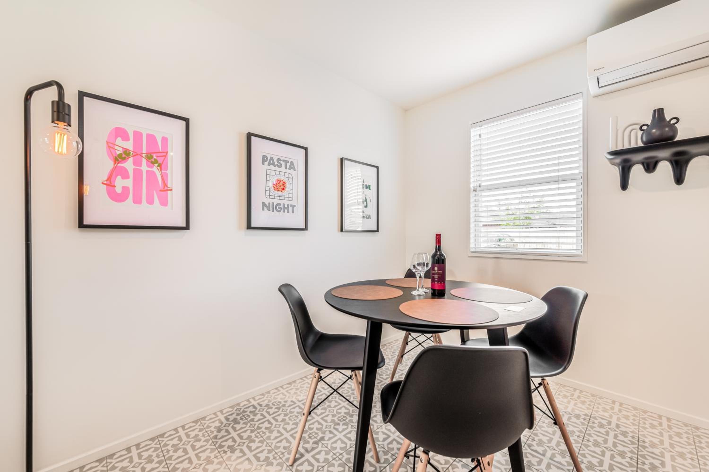 Retro Retreat in Christchurch