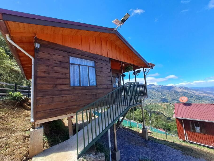 Cabaña Almirante - Enjoy the country side!