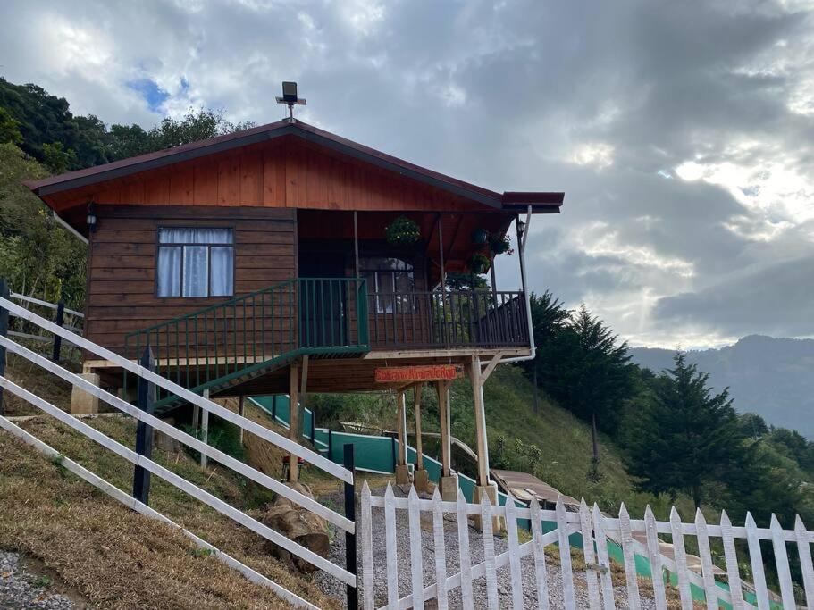 Cabaña Almirante - Enjoy the country side!