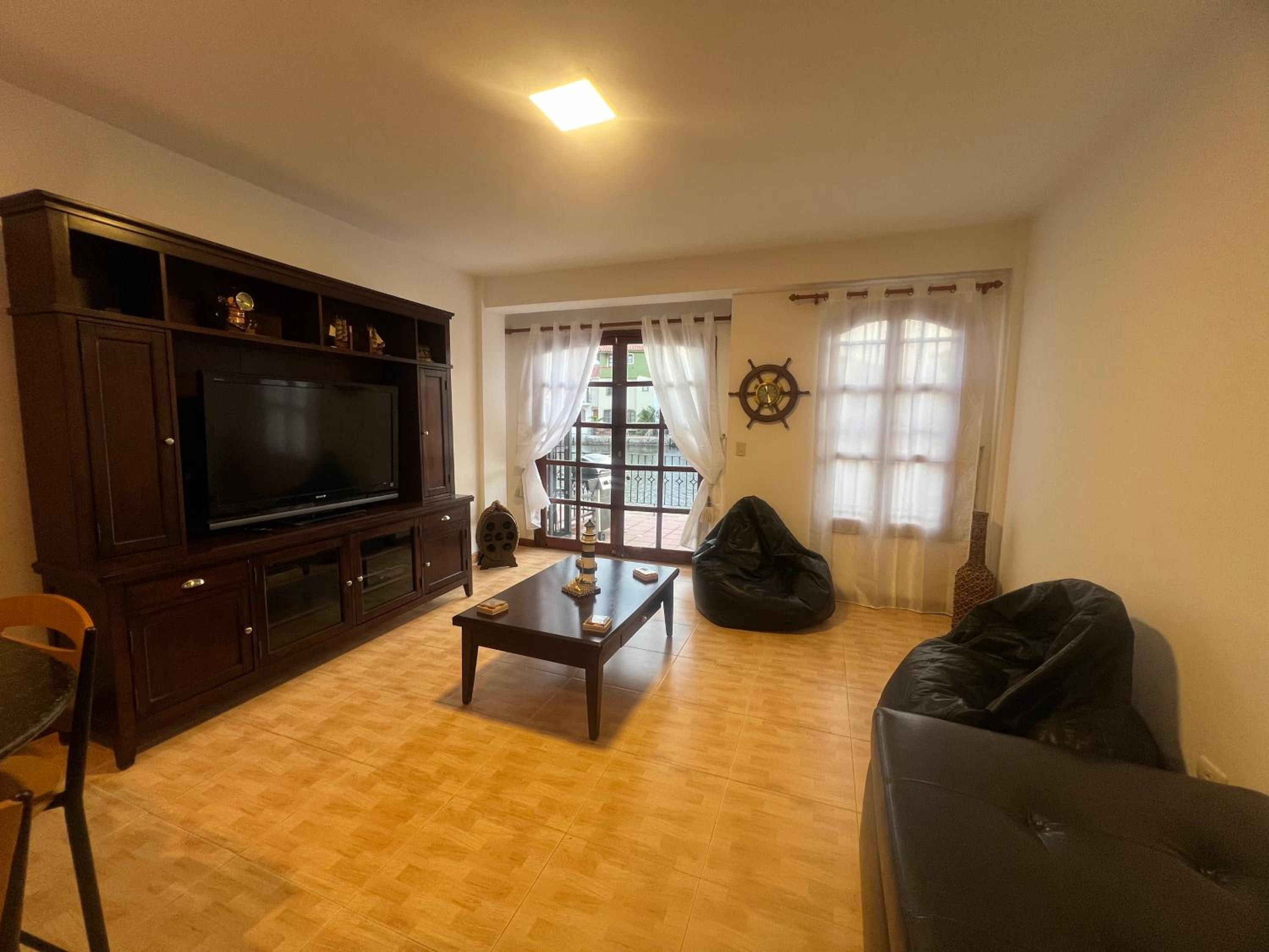Villa con Muelle Privado en Pueblo Viejo VIP INTER FIBRA