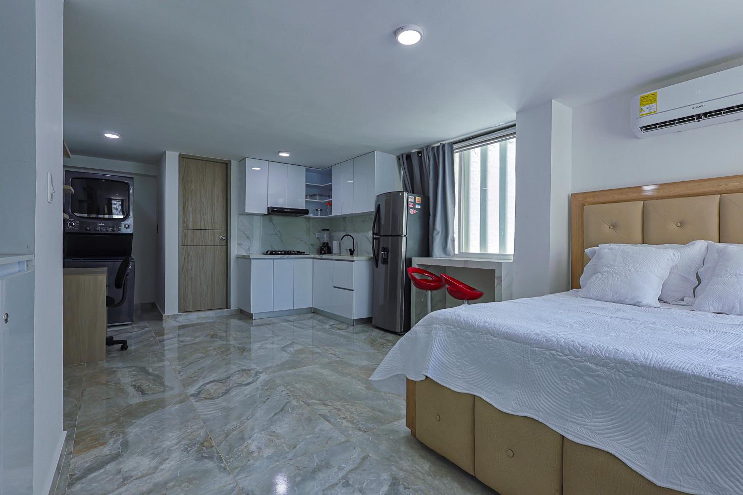 Lujoso Apartamento con salida a la playa