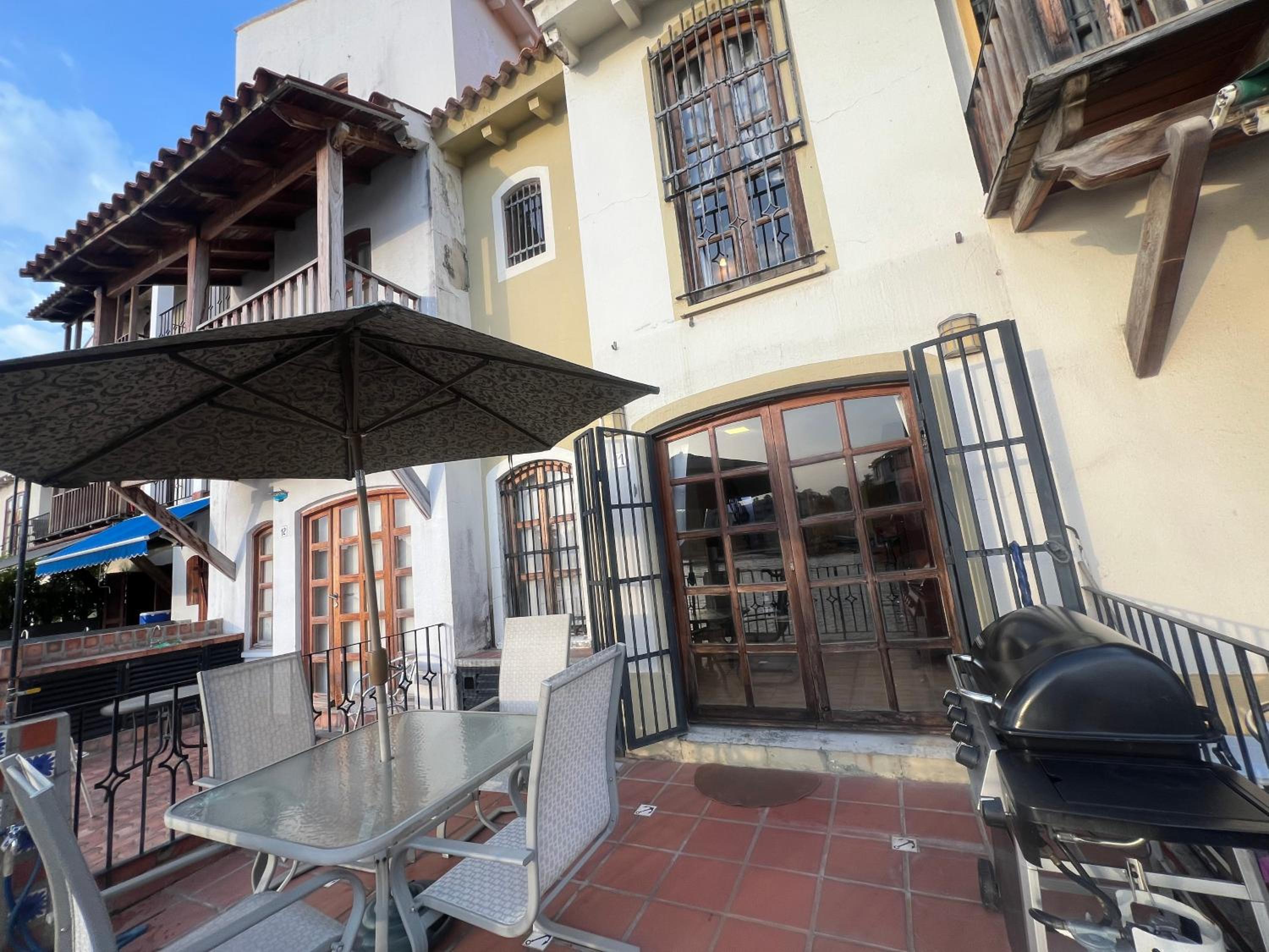 Villa con Muelle Privado en Pueblo Viejo VIP INTER FIBRA