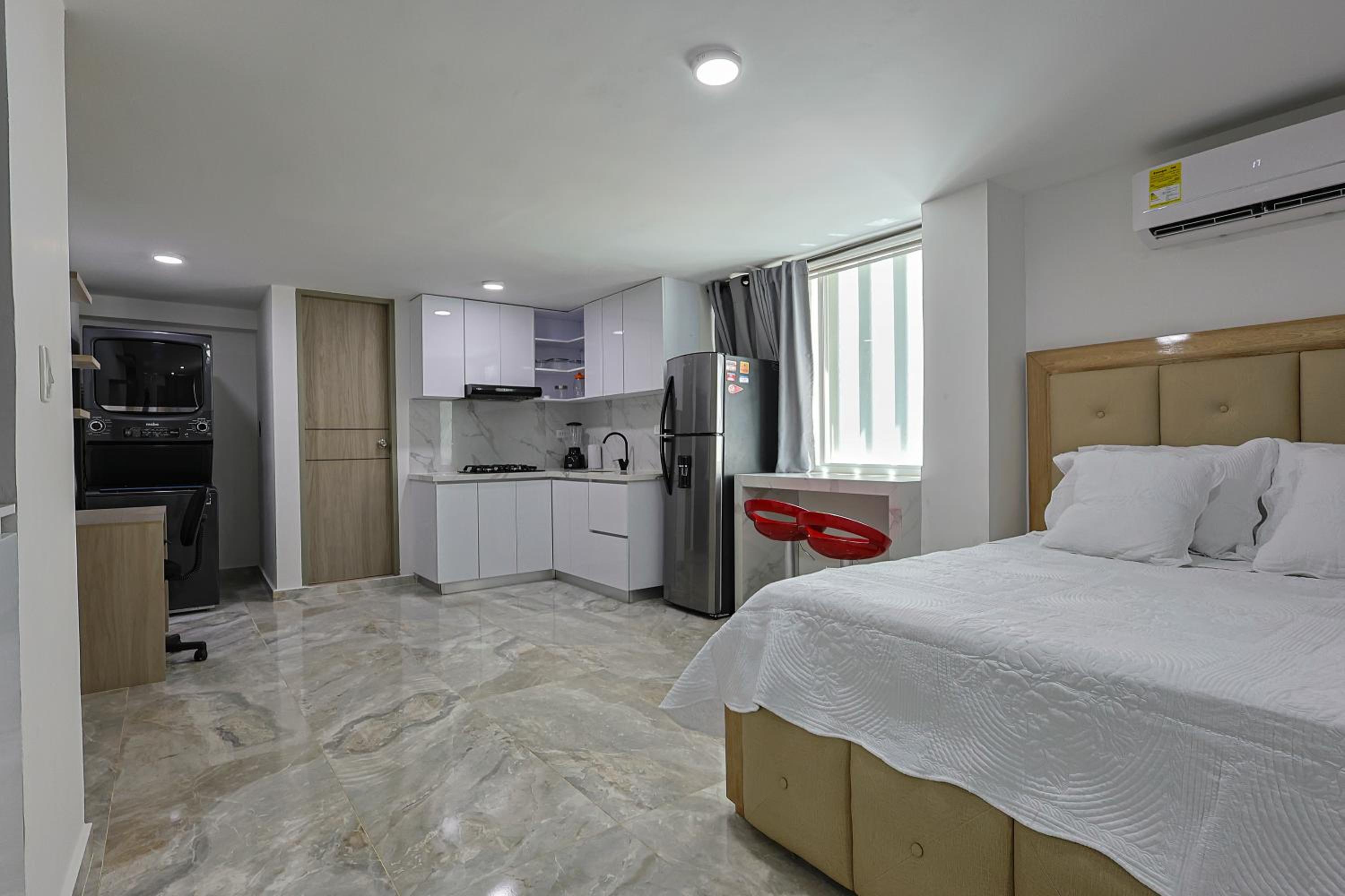 Lujoso Apartamento con salida a la playa