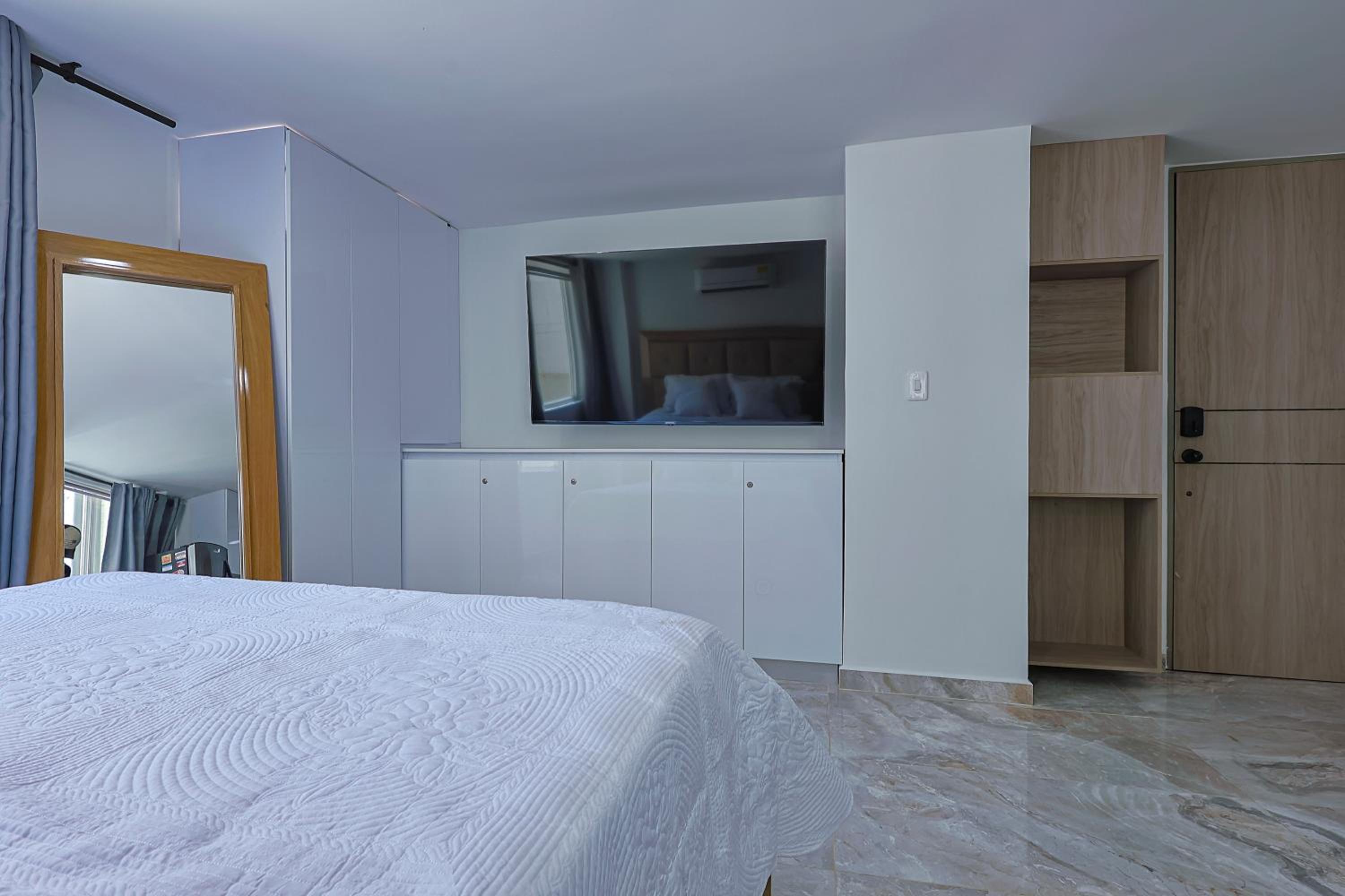 Lujoso Apartamento con salida a la playa