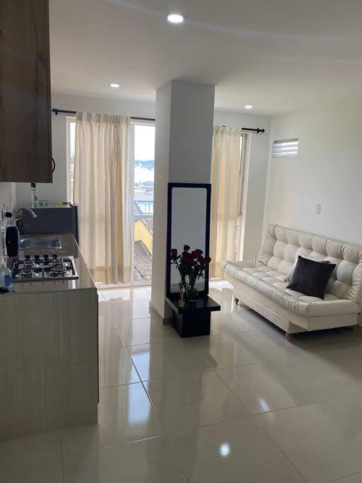 Lindo apartaestudio en sector exclusivo 402