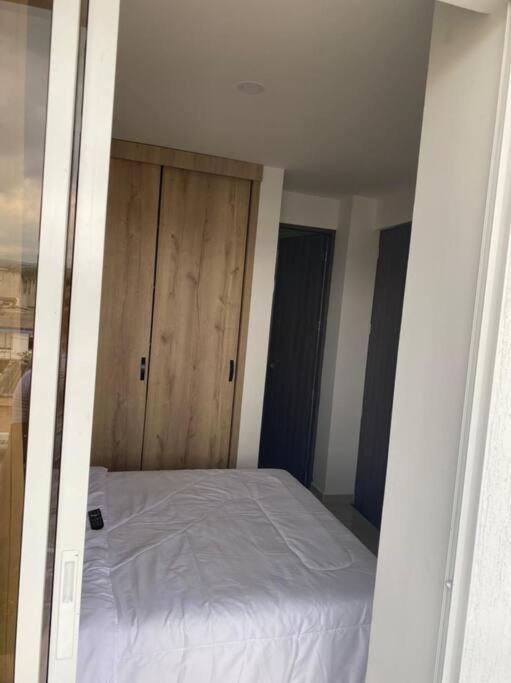 Lindo apartaestudio en sector exclusivo 402