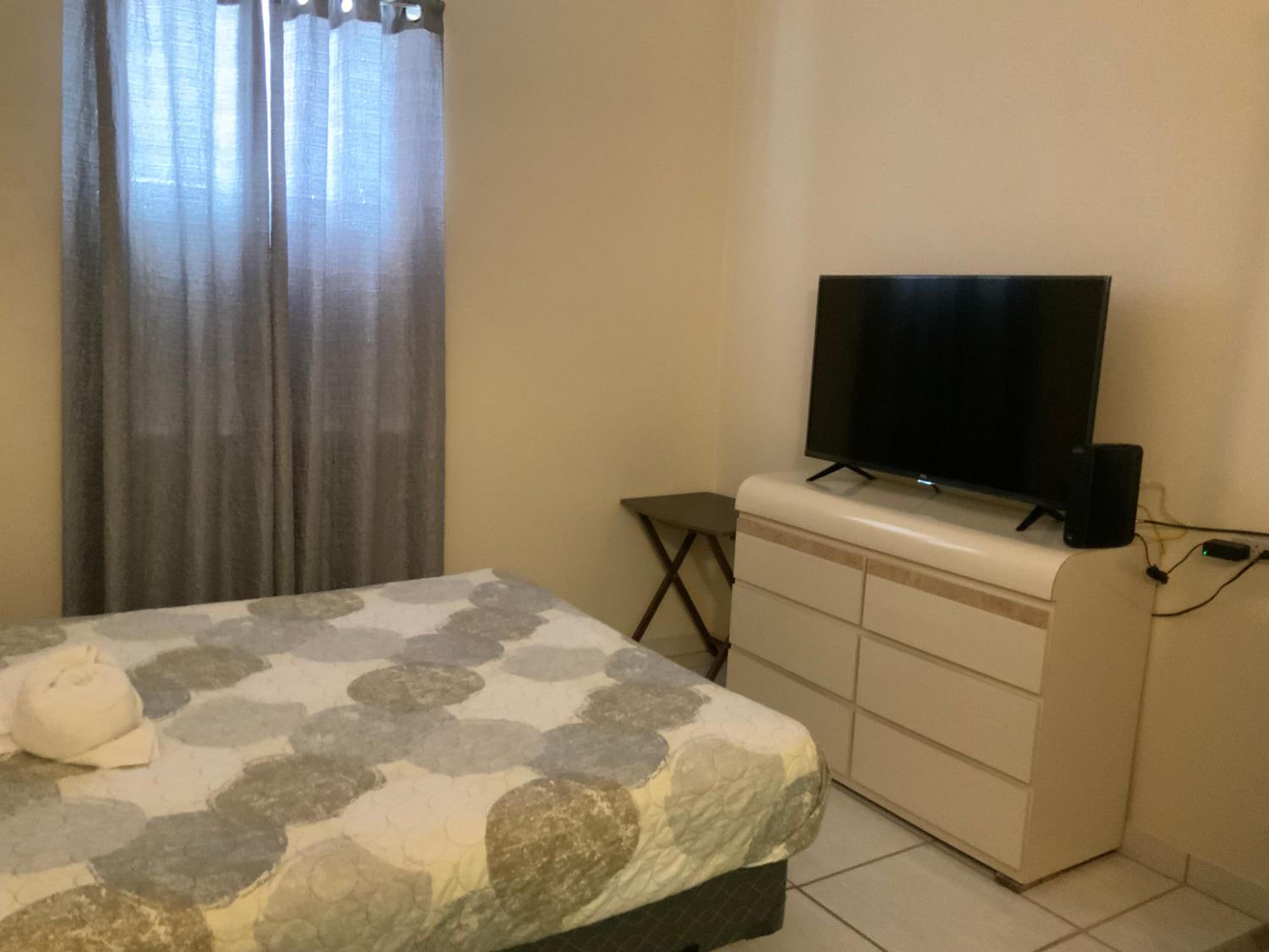 Boricua Guest House Apartment
