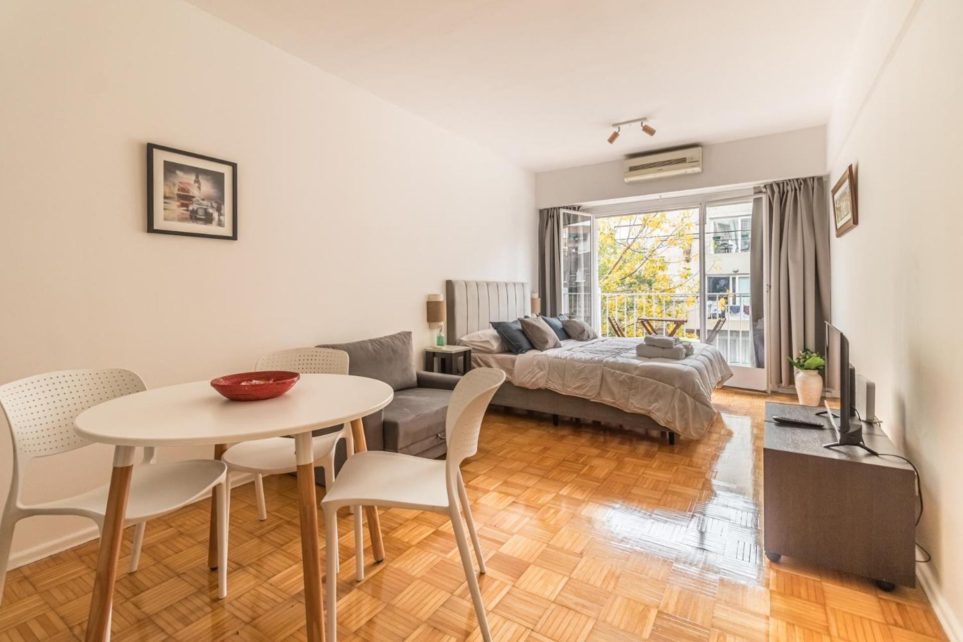 Hermoso y cómodo departamento en Palermo Recoleta, para dos o tres personas