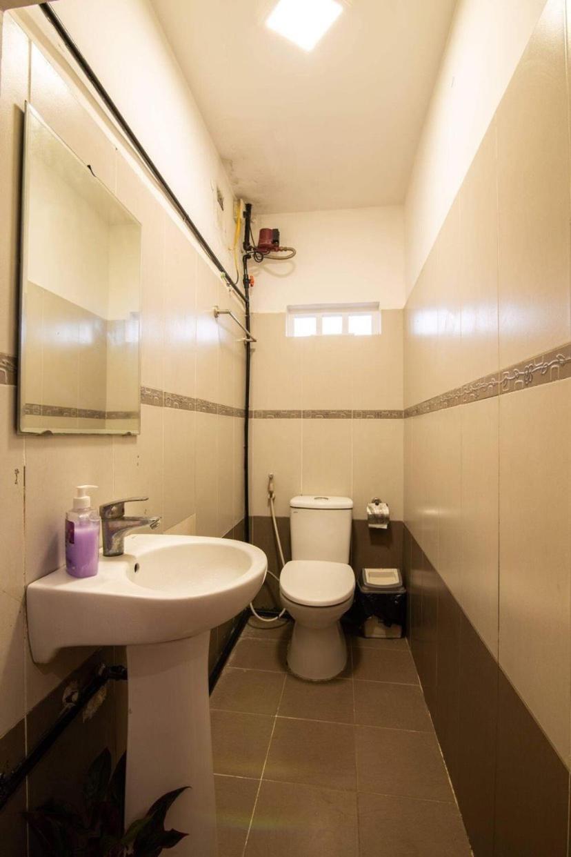 AfricantPrivate/2' to Hoankiem Lake & Beer Str. Bar 18+