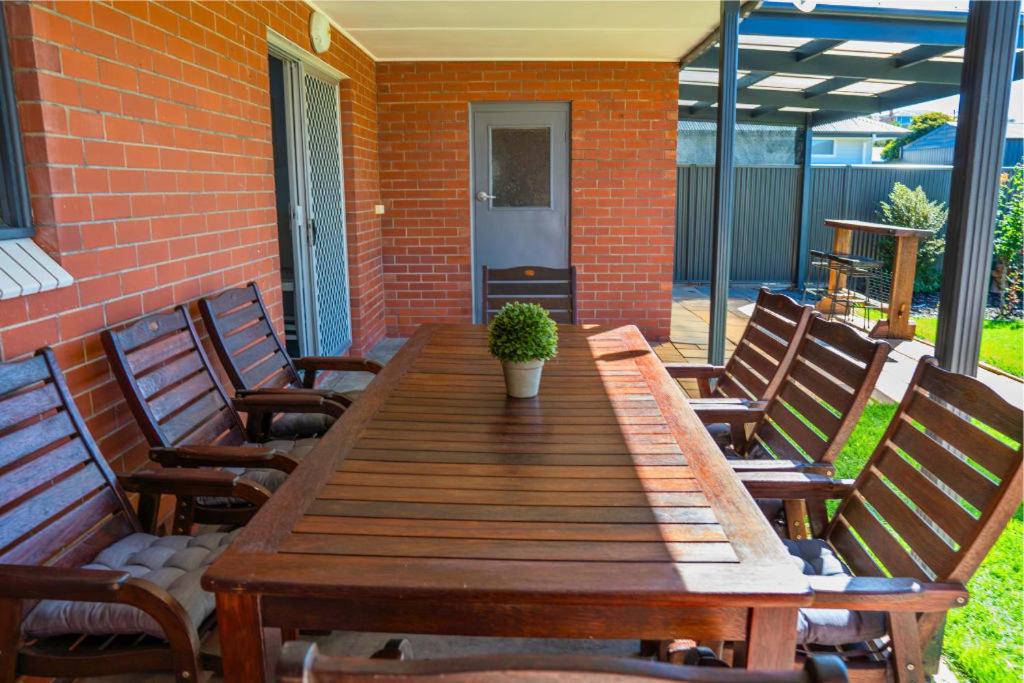 Grantley Retreat 8 Grantley Ave Victor Harbor - No Linen Included