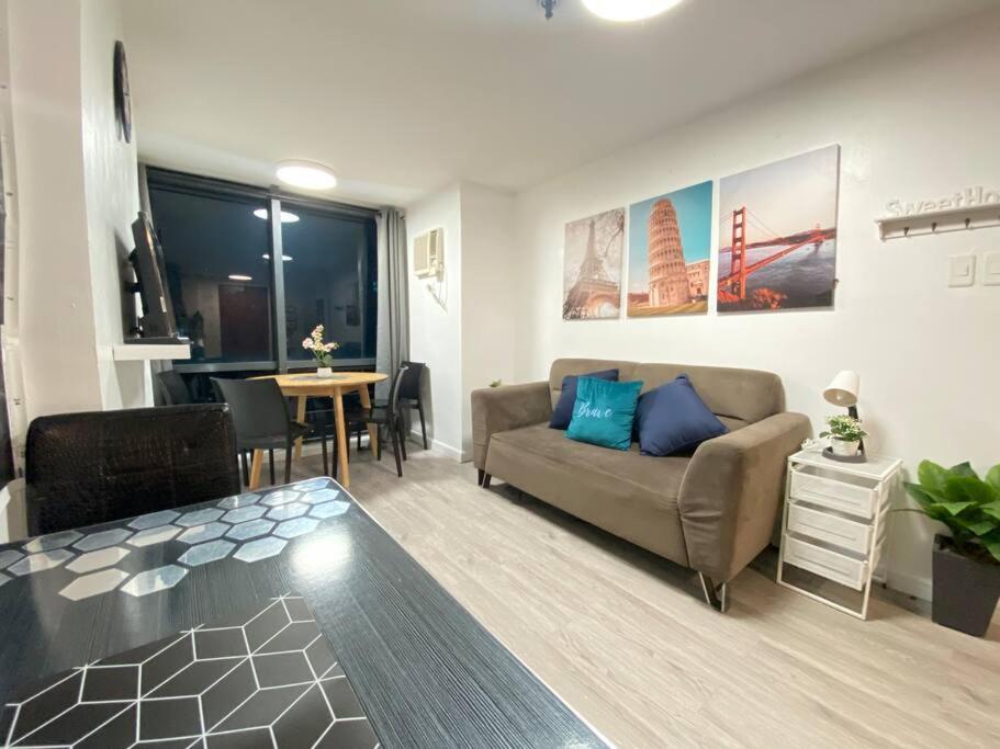 41sqm 1BR in Center of Ortigas Center view 5