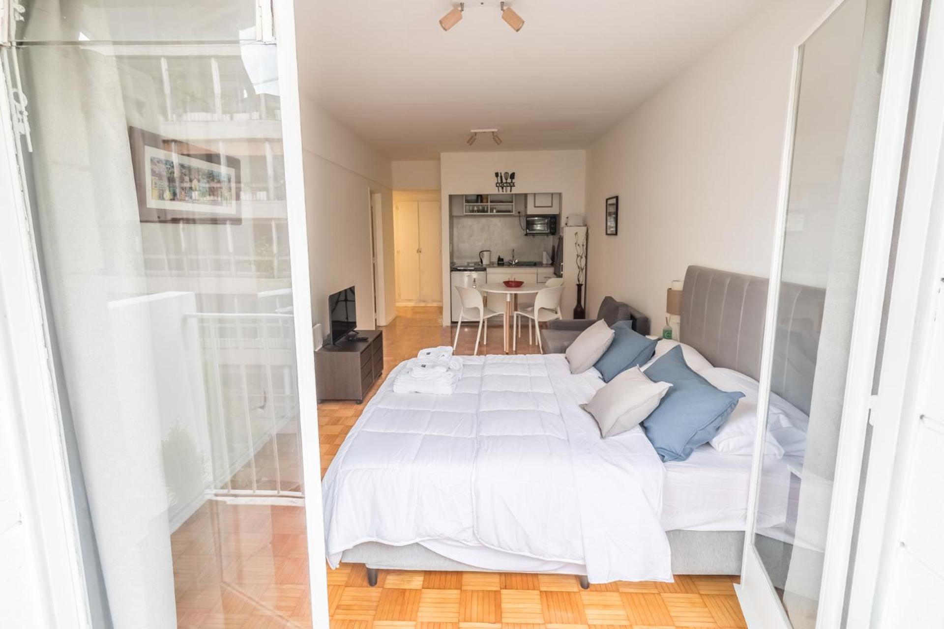 Hermoso y cómodo departamento en Palermo Recoleta, para dos o tres personas