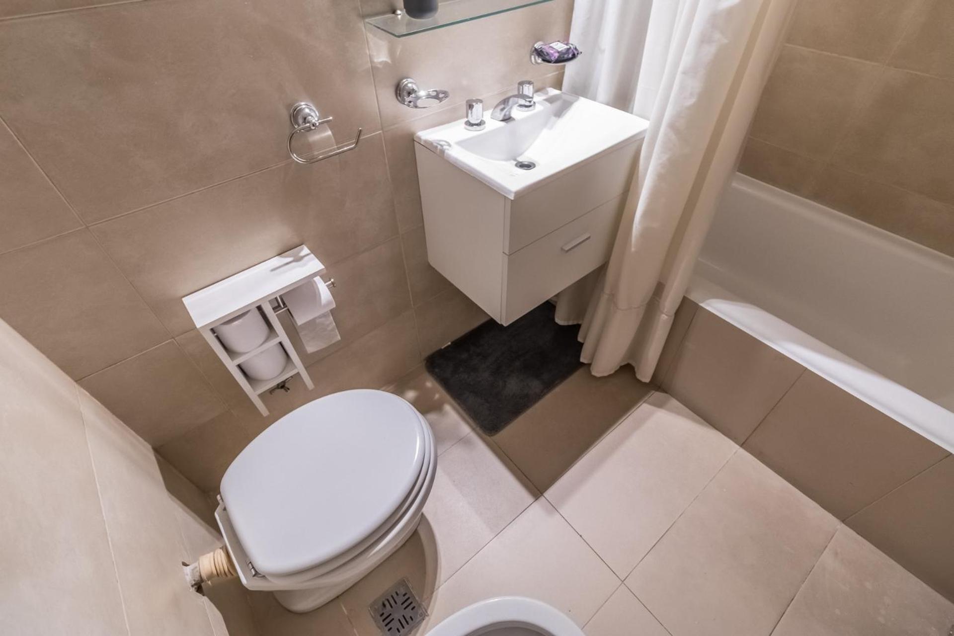 Hermoso y cómodo departamento en Palermo Recoleta, para dos o tres personas