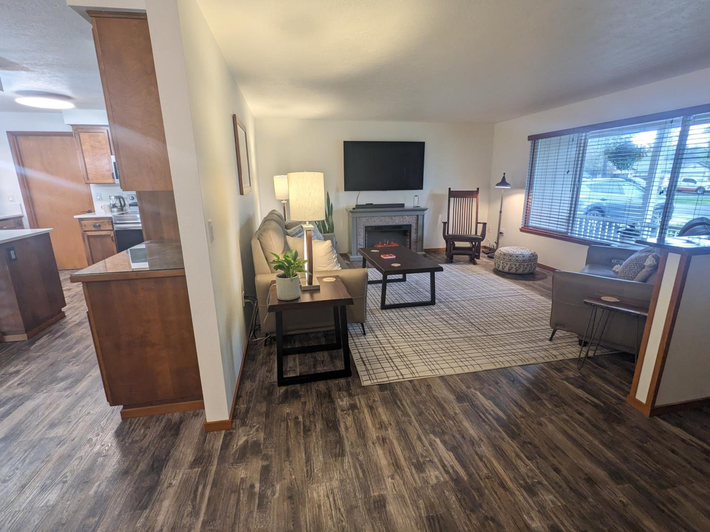 Cozy Place for Family and Friends