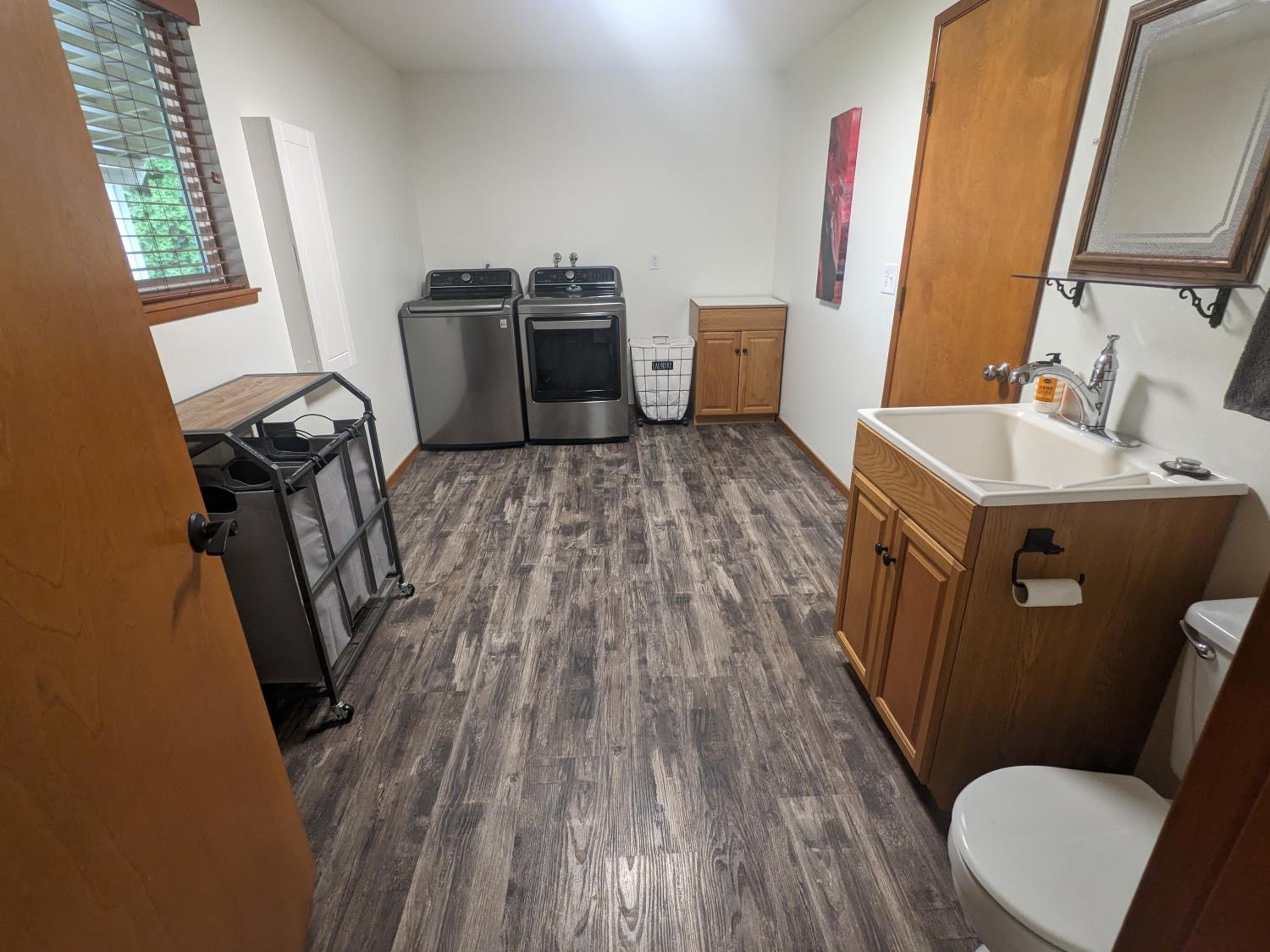 Cozy Place for Family and Friends