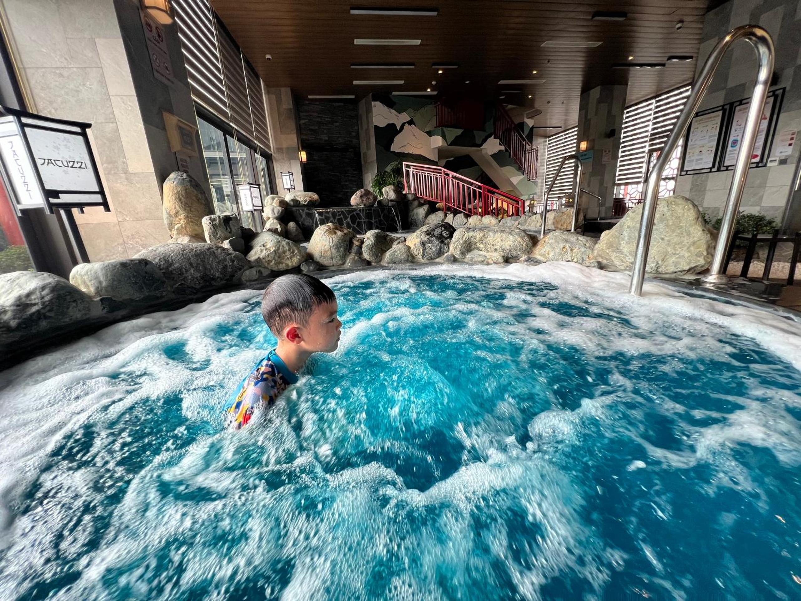 Homestay Onsen Landmark Ecopark