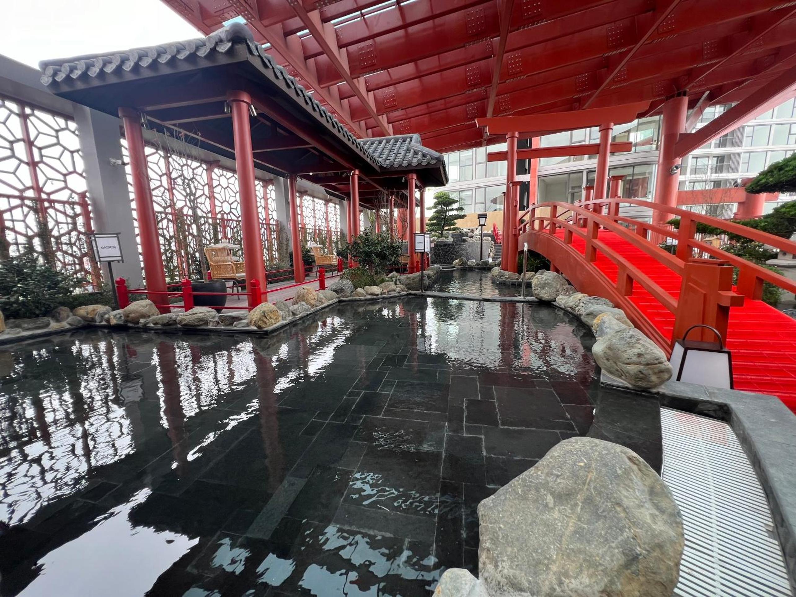 Homestay Onsen Landmark Ecopark