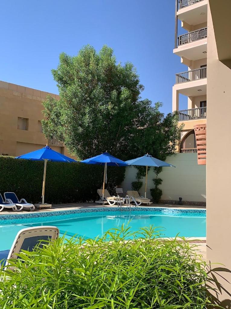 Private Room Hurghada for rent beach and pools included Not Valid for Locals