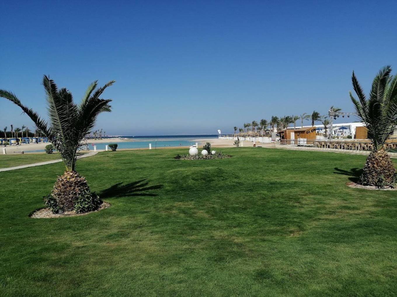 Private Room Hurghada for rent beach and pools included Not Valid for Locals