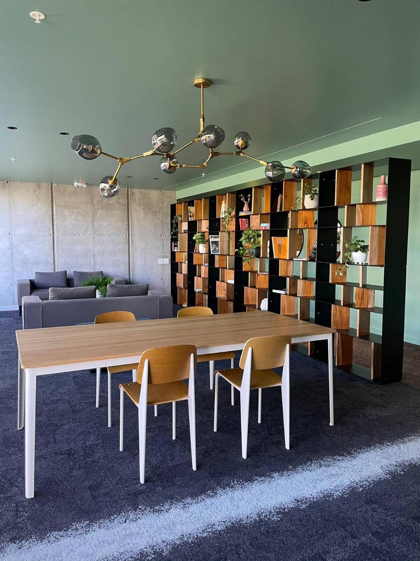 CityScape Properties 20th floor Studio 24-7 Concierge Amenities