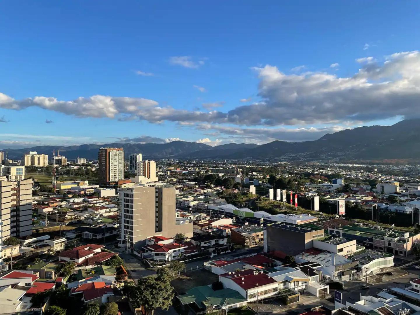 CityScape Properties 20th floor Studio 24-7 Concierge Amenities