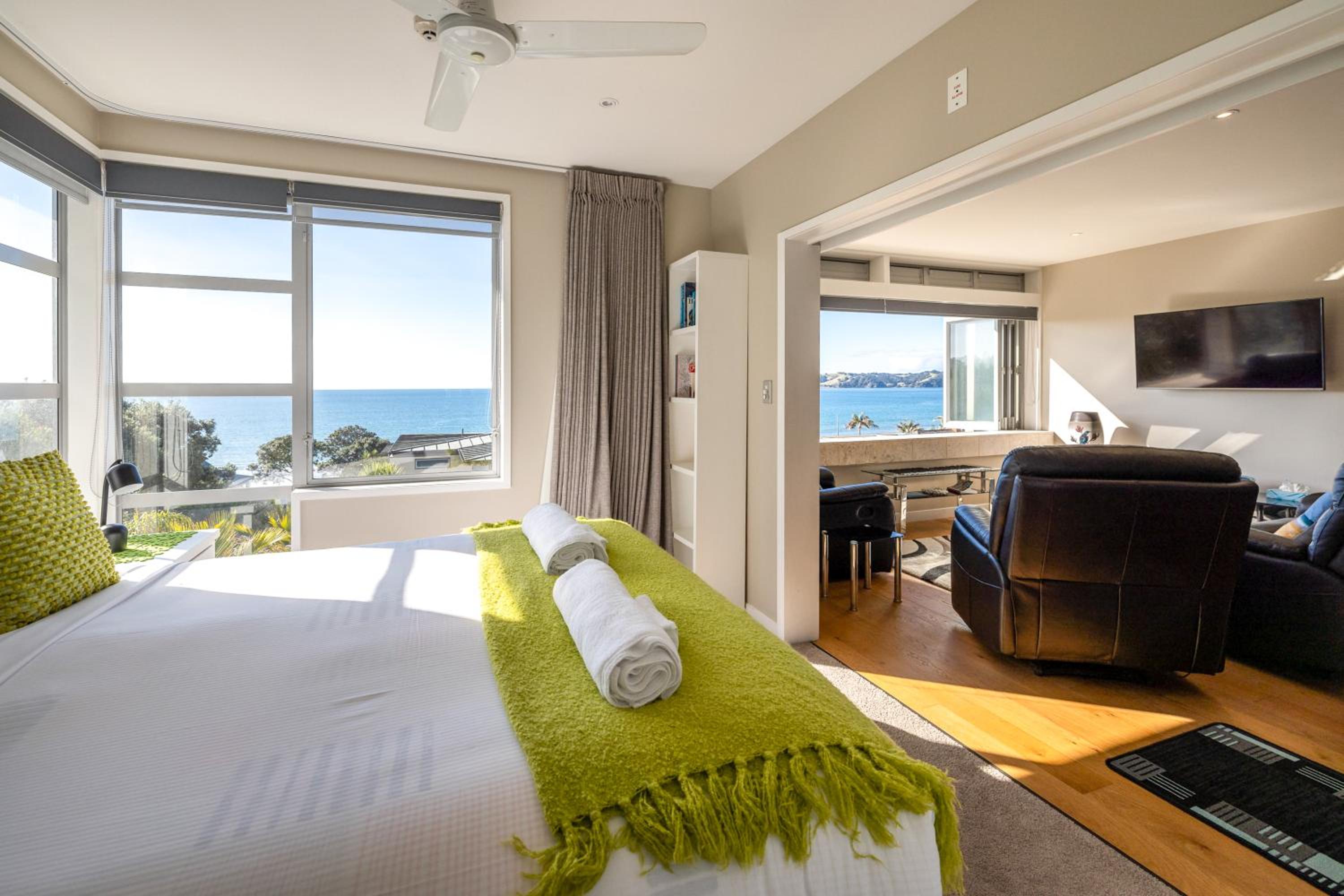Sea Breeze at the Sands - Onetangi Beach view 3