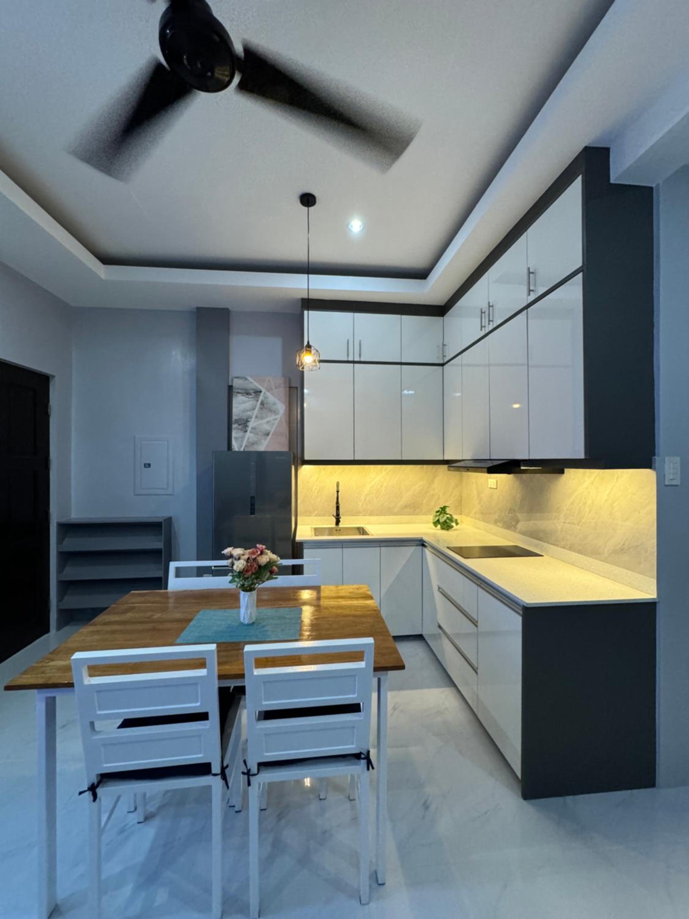 Serviced Apartments Near Airport view 5