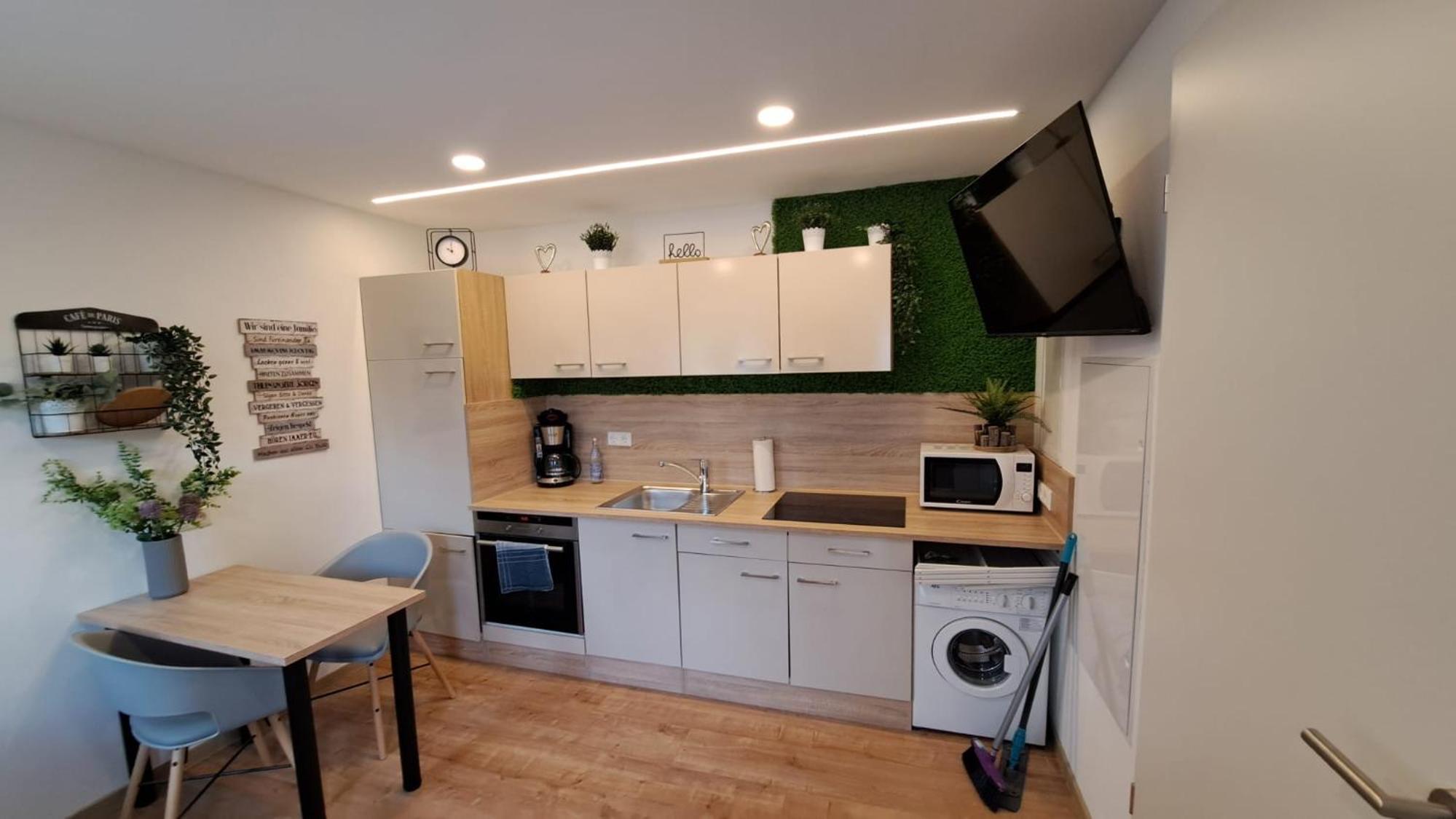 Appartment-Ferienwohnung mit Küche, Bad, WLAN, Klimaanlage, Modern eingerichtet