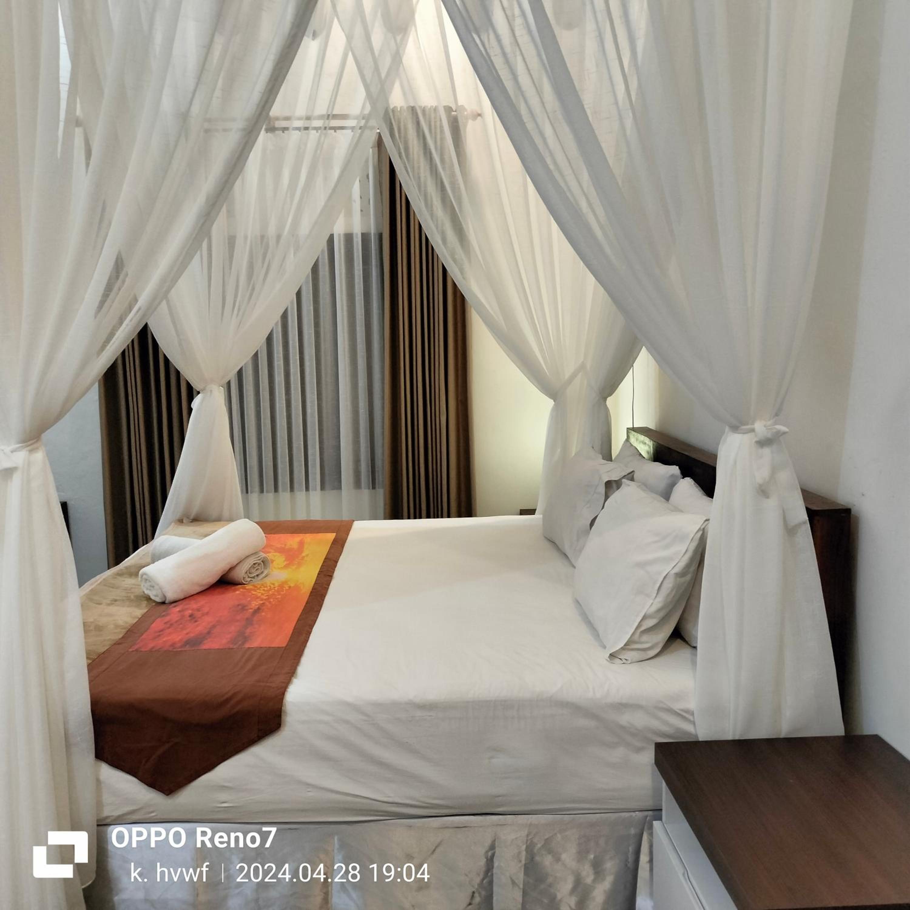 Manik Villa Besakih view 5