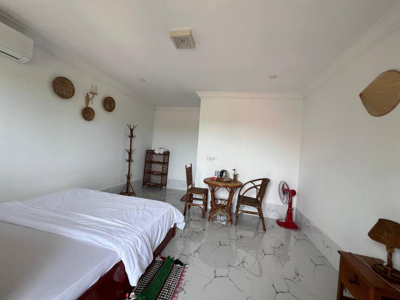 El Ling guesthouse view 3