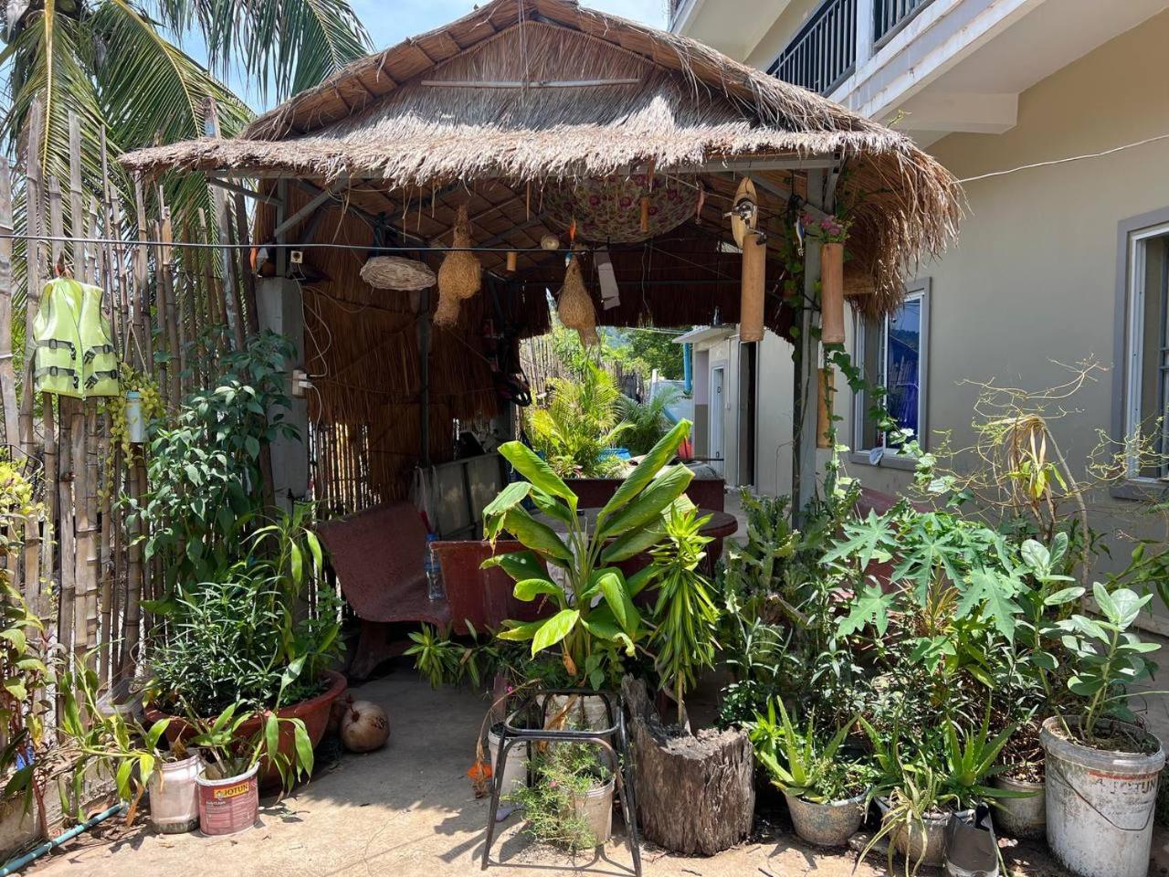 El Ling guesthouse view 4