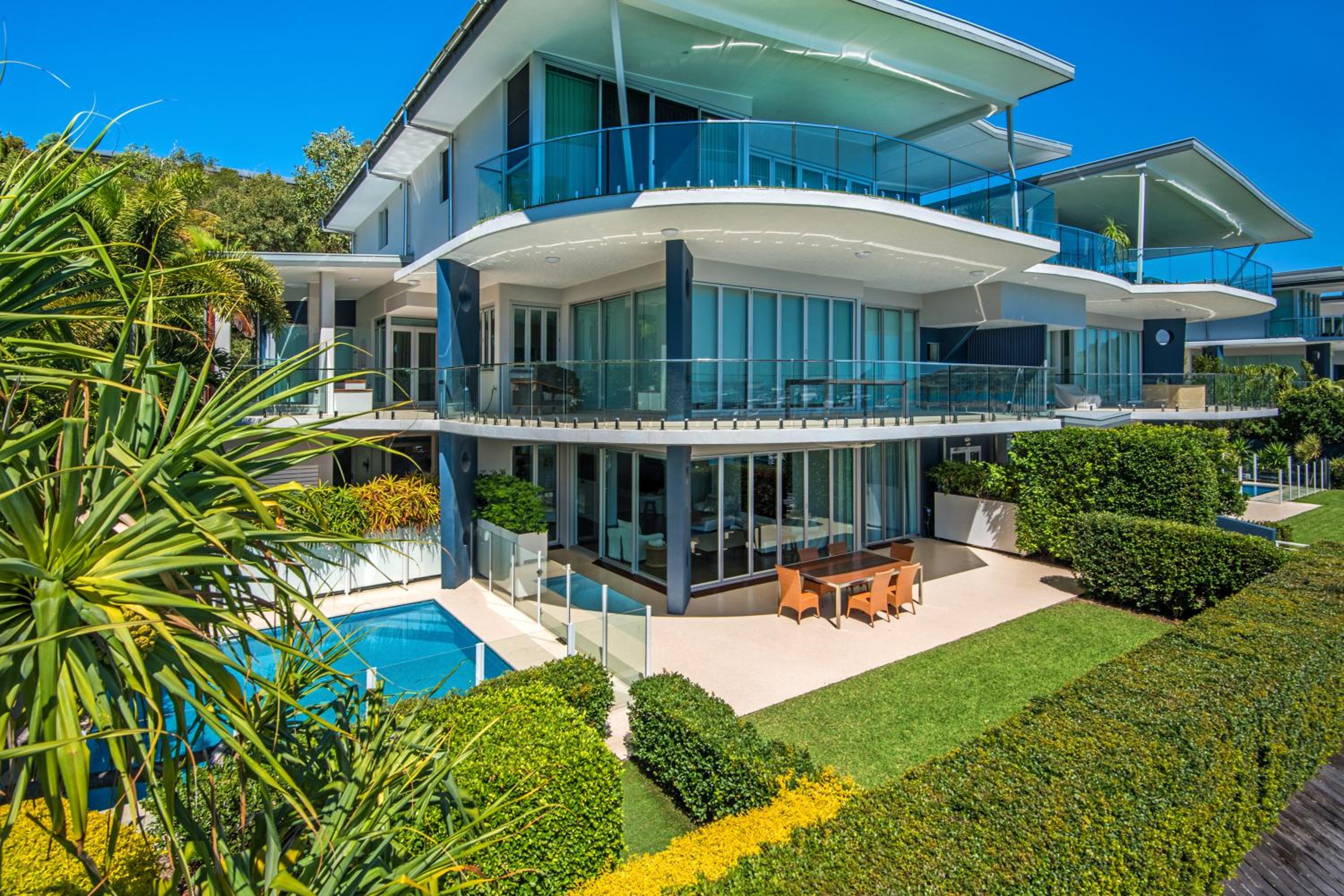 Pavillions on Hamilton Island by HIHA