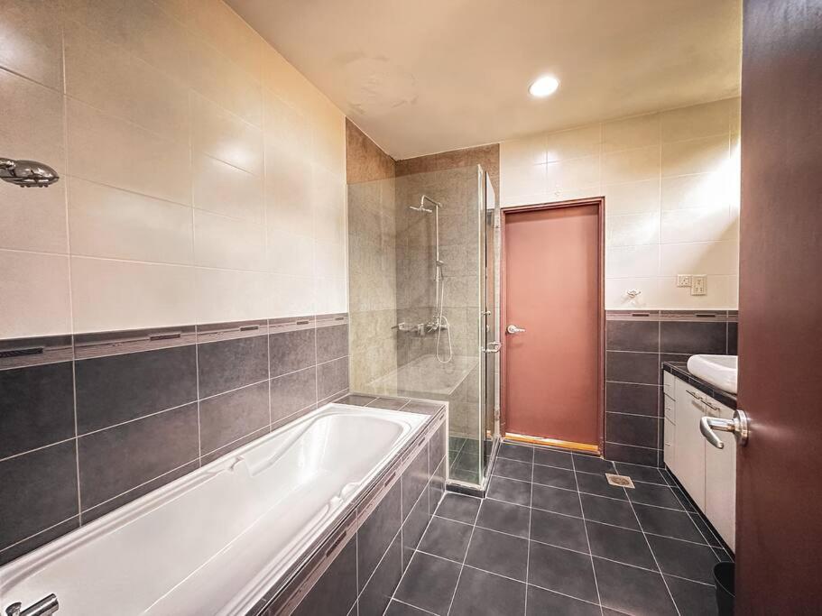 JB GatheringHouse Bungalow 5Bedroom 12pax