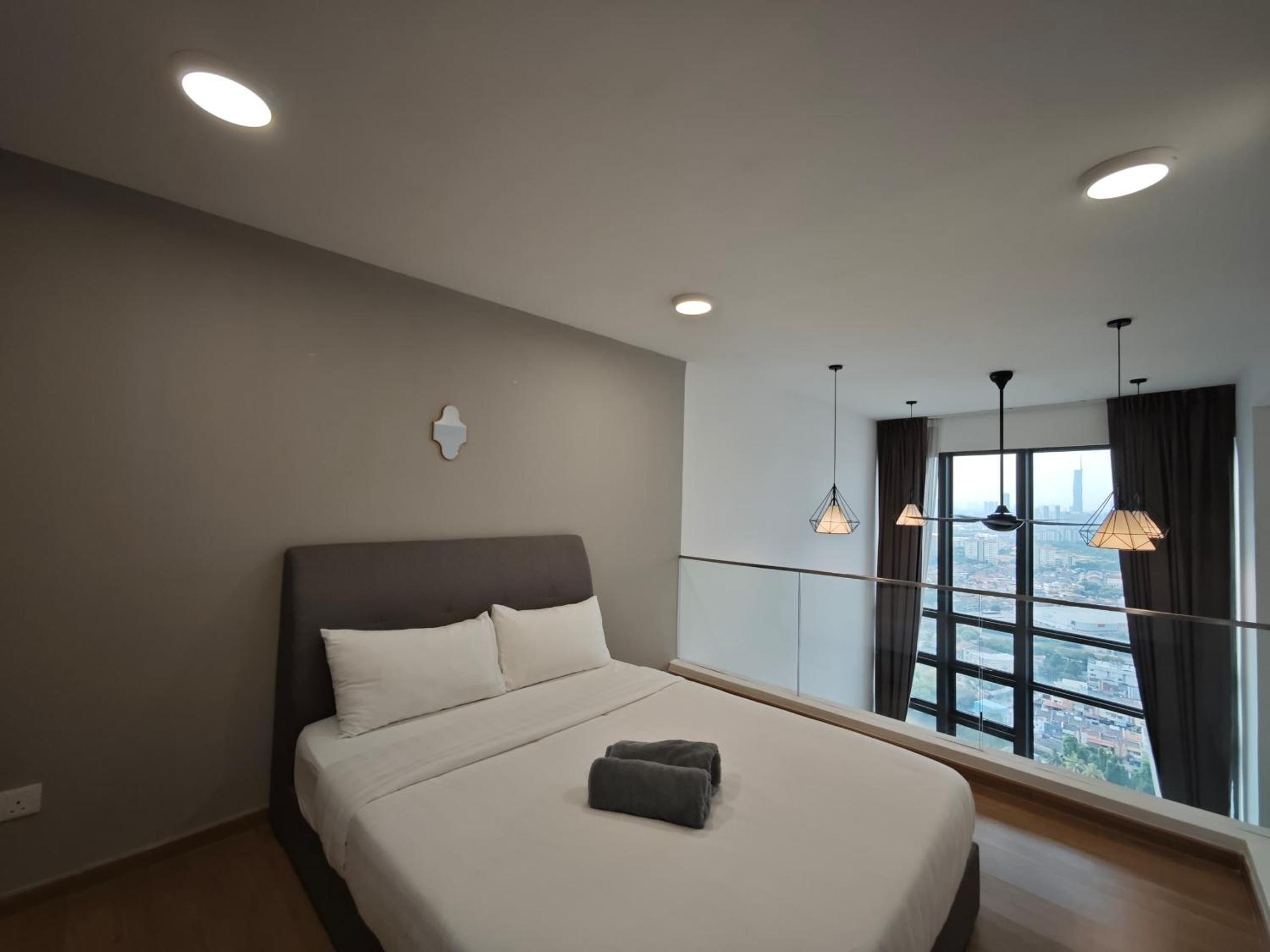Urban Loft MRT Convenience KLCC Nearby in EKO CHERAS