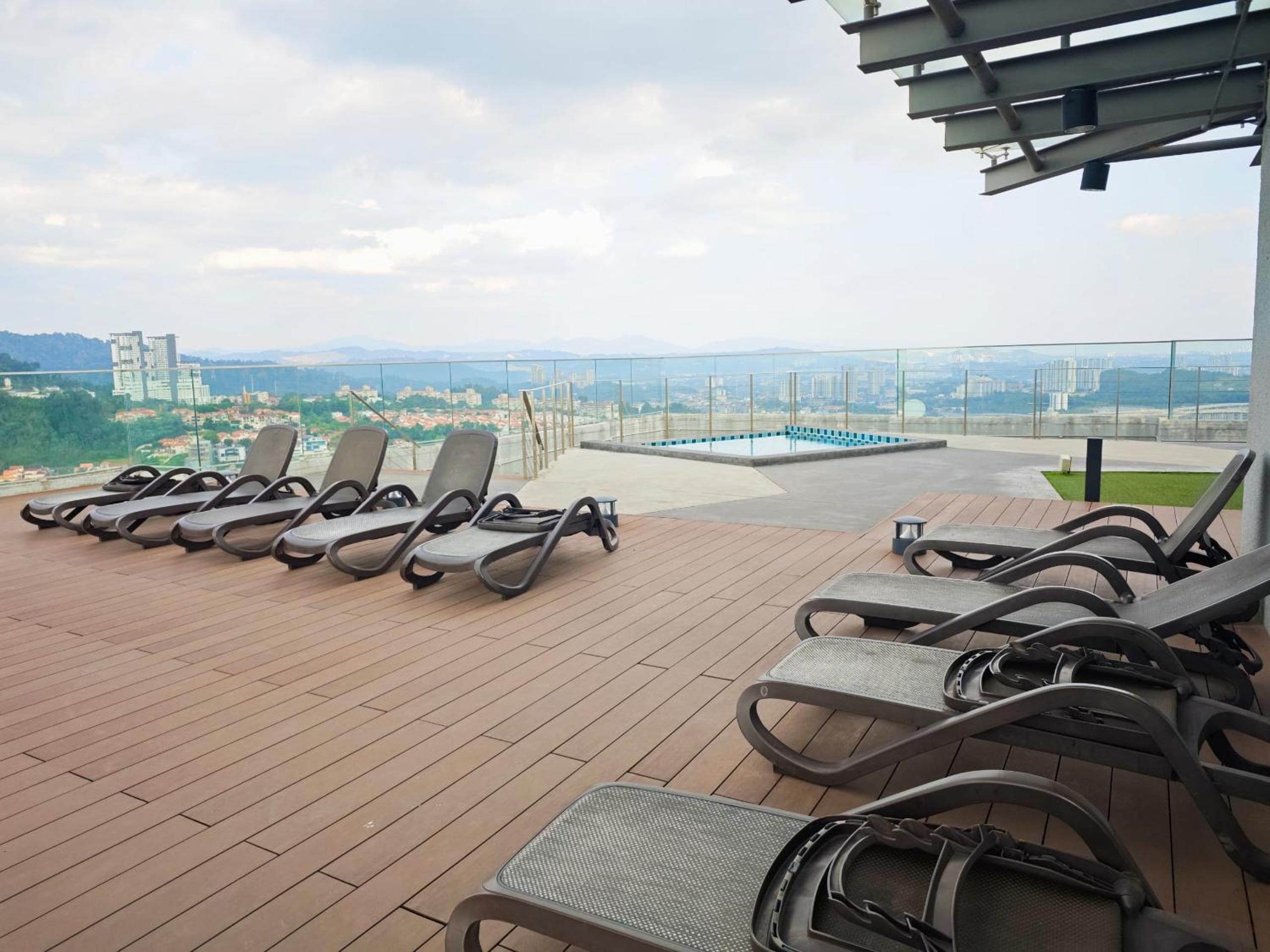 Urban Loft MRT Convenience KLCC Nearby in EKO CHERAS