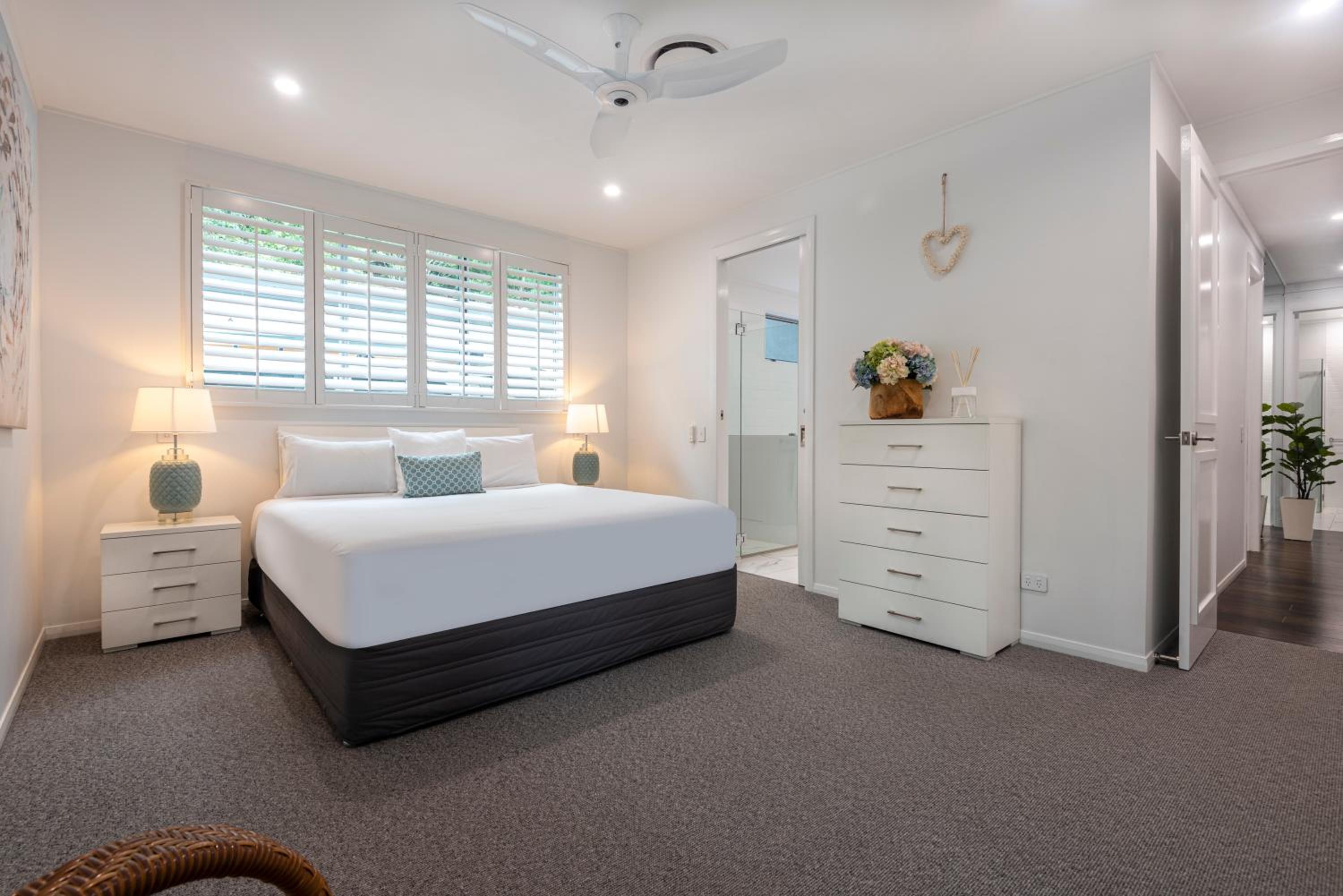 Pavillions on Hamilton Island by HIHA