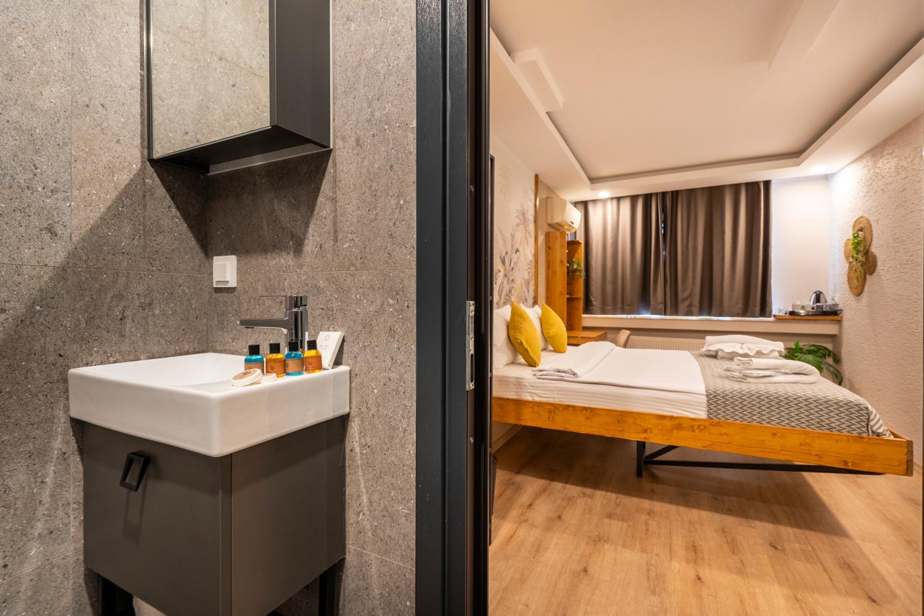 Sayeban Gold Hotel - Image 46