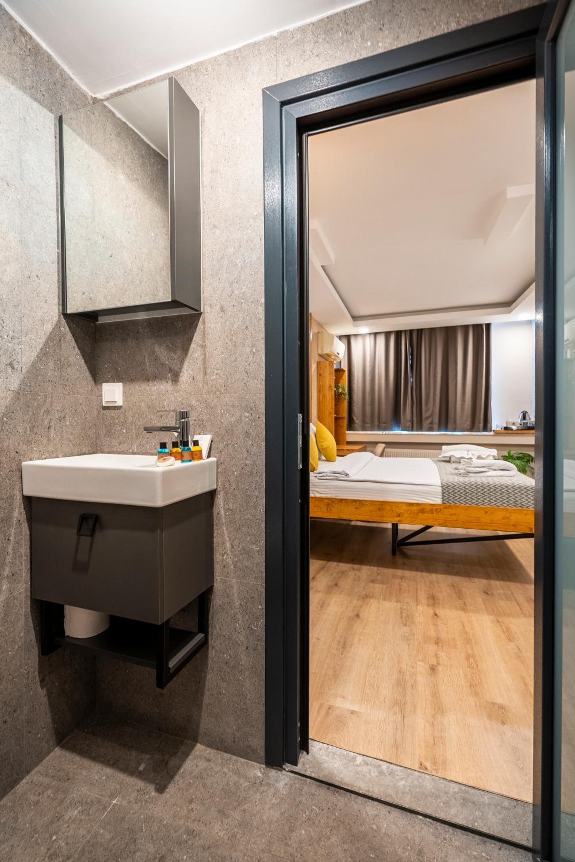 Sayeban Gold Hotel - Image 47