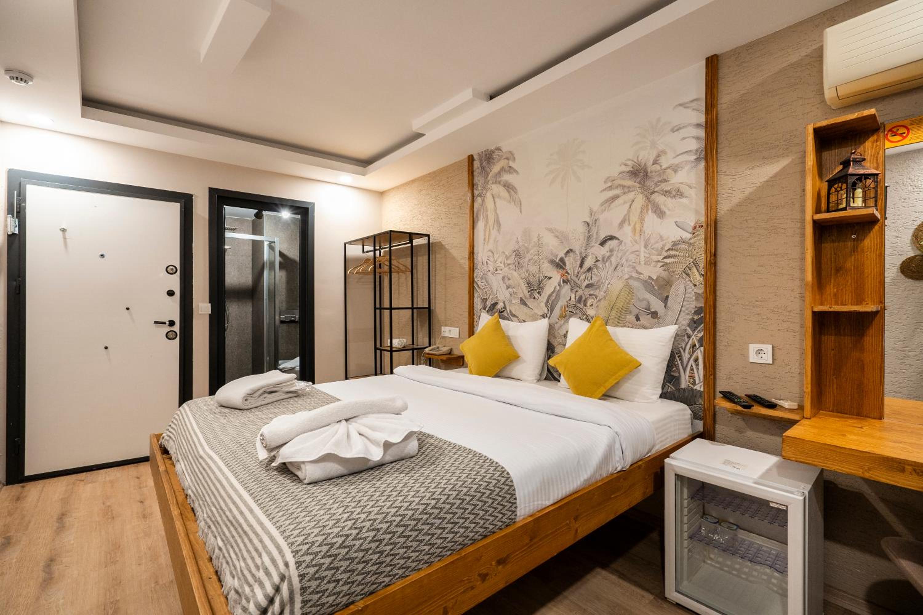 Sayeban Gold Hotel - Image 39